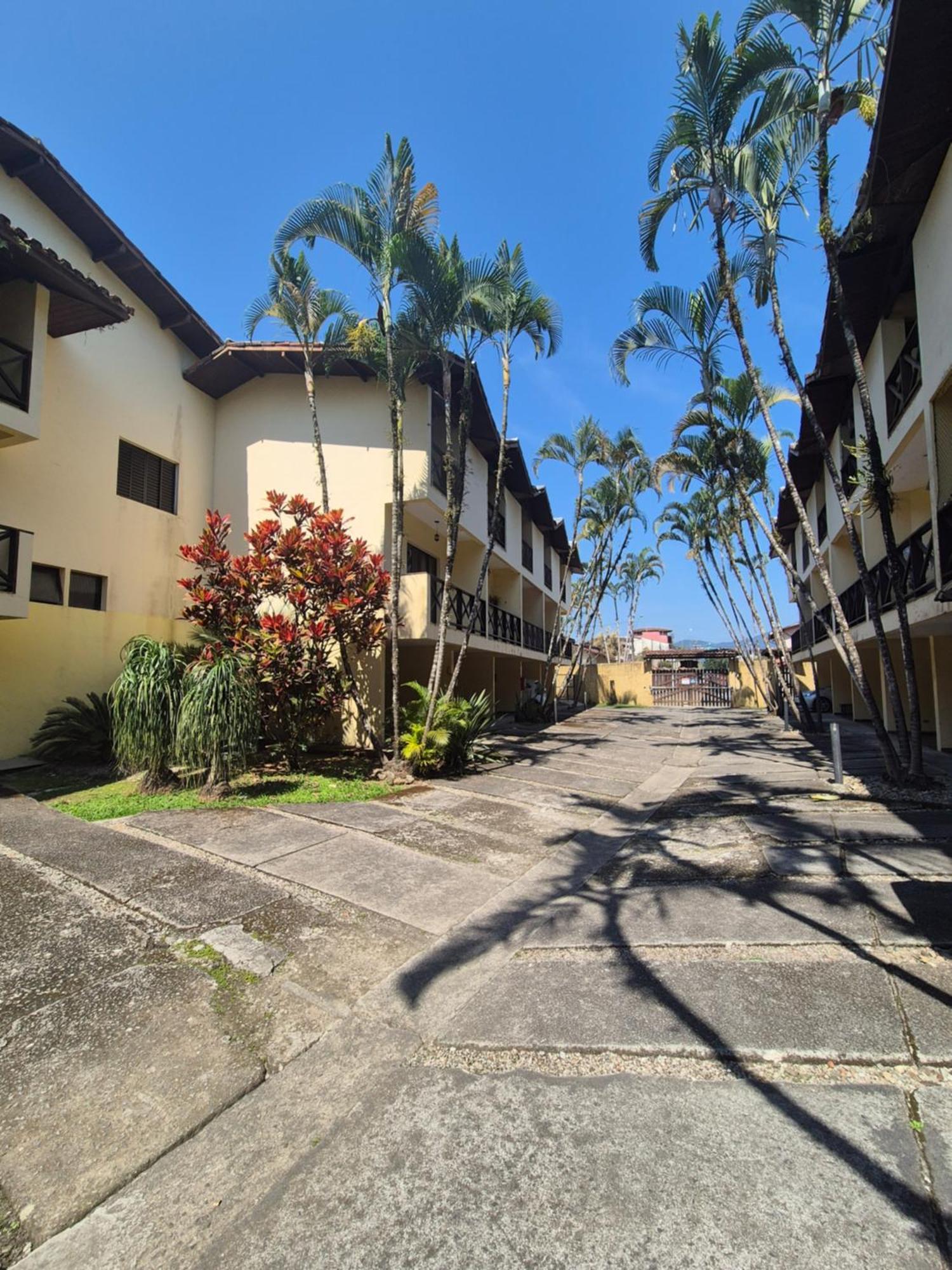 Casa 7 Em Ubatuba No Centro Condominio Com Piscina E Churrasqueira Ngoại thất bức ảnh